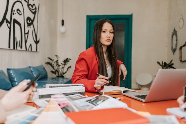Women in Business: Overcoming Challenges and Breaking Barriers
