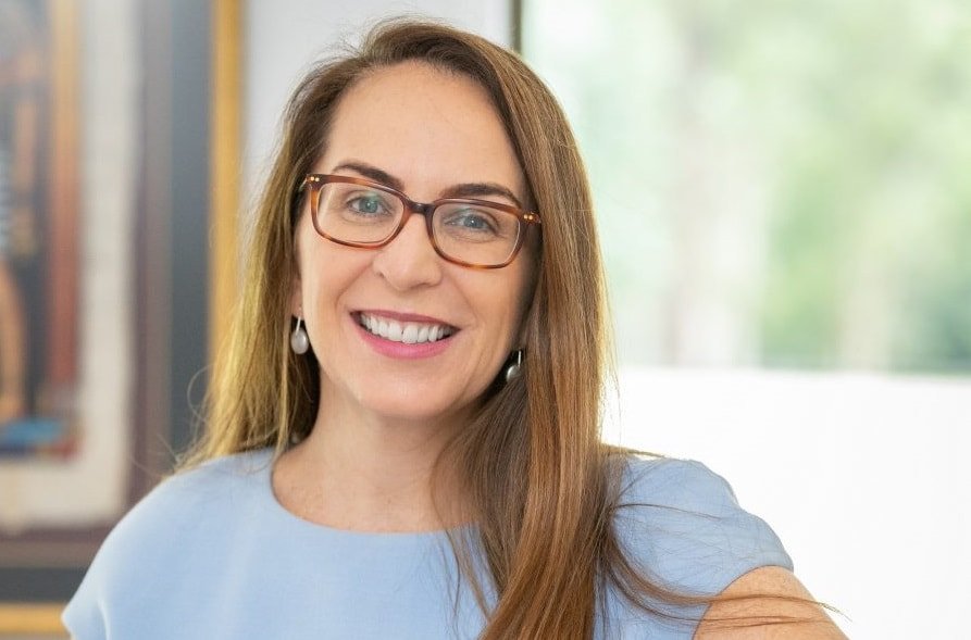 Fiona_Holmstrom HZ