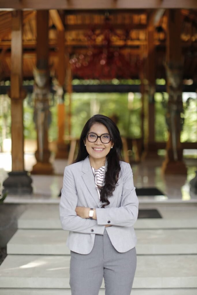 Dr. Ayu Cornellia 3
